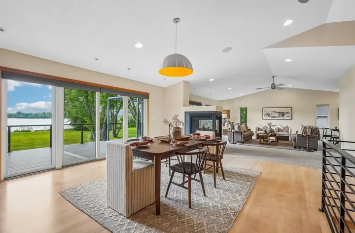 Still 1 from my video of 7397 Old Mill Rd, Centerville