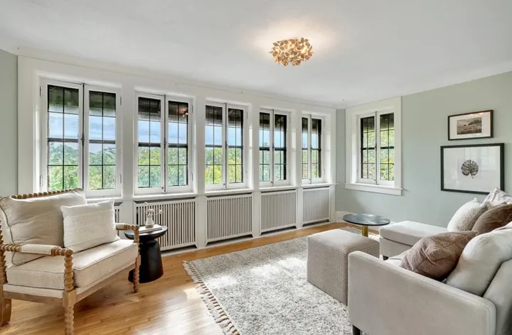 Still 2 from my video of 754 Linwood Ave, St. Paul